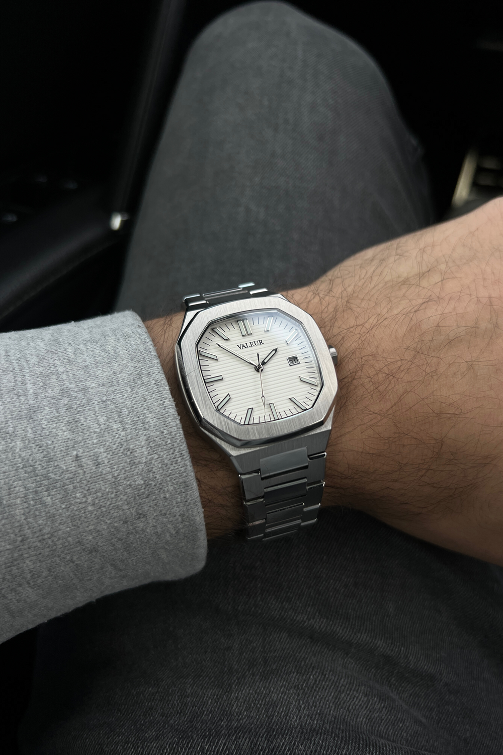 Valeur Noble 38 - White Quartz