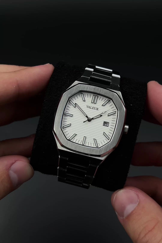 Valeur Noble 38 - White Quartz