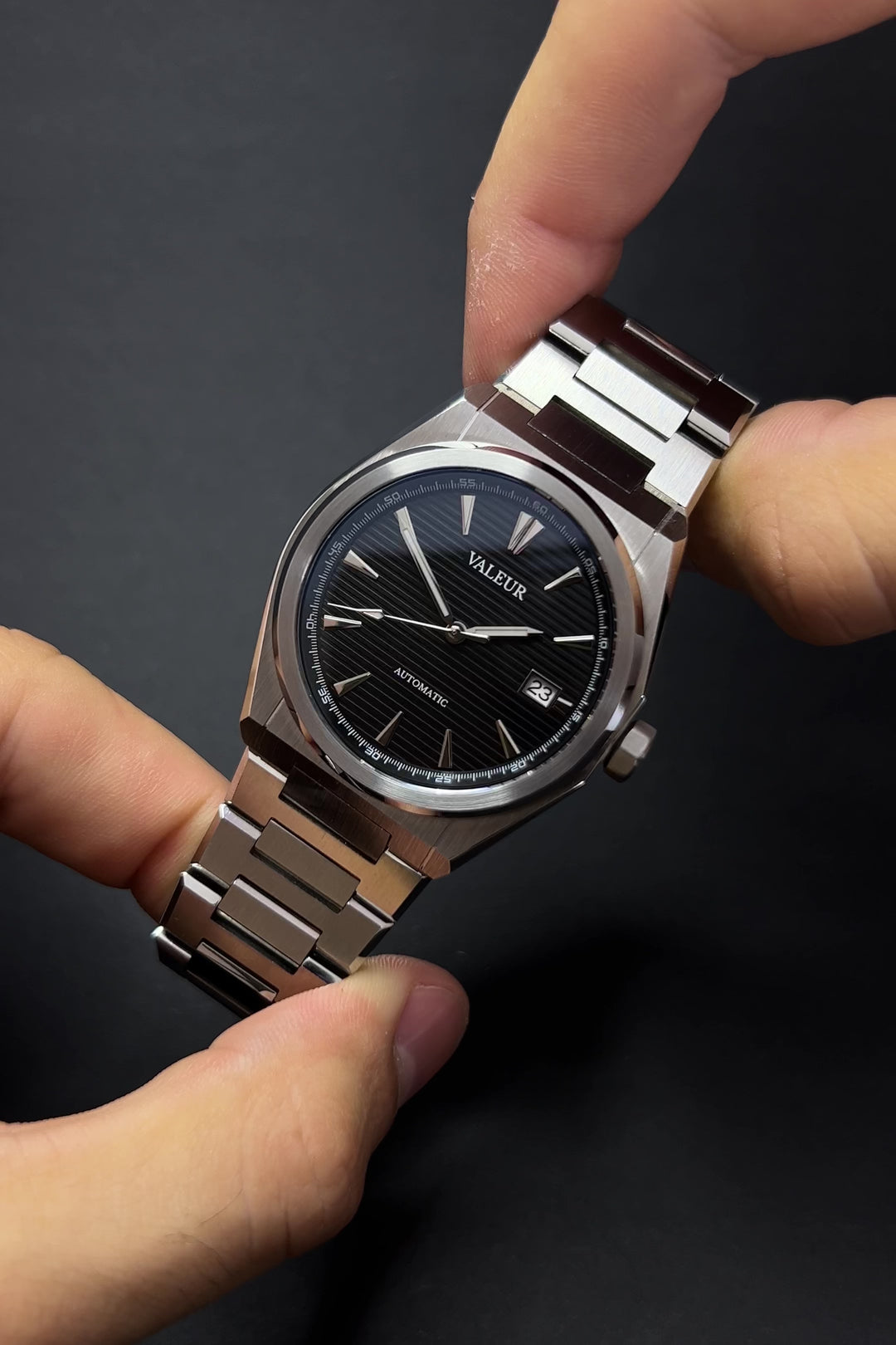 Valeur Prestige 40 - Black Automatic